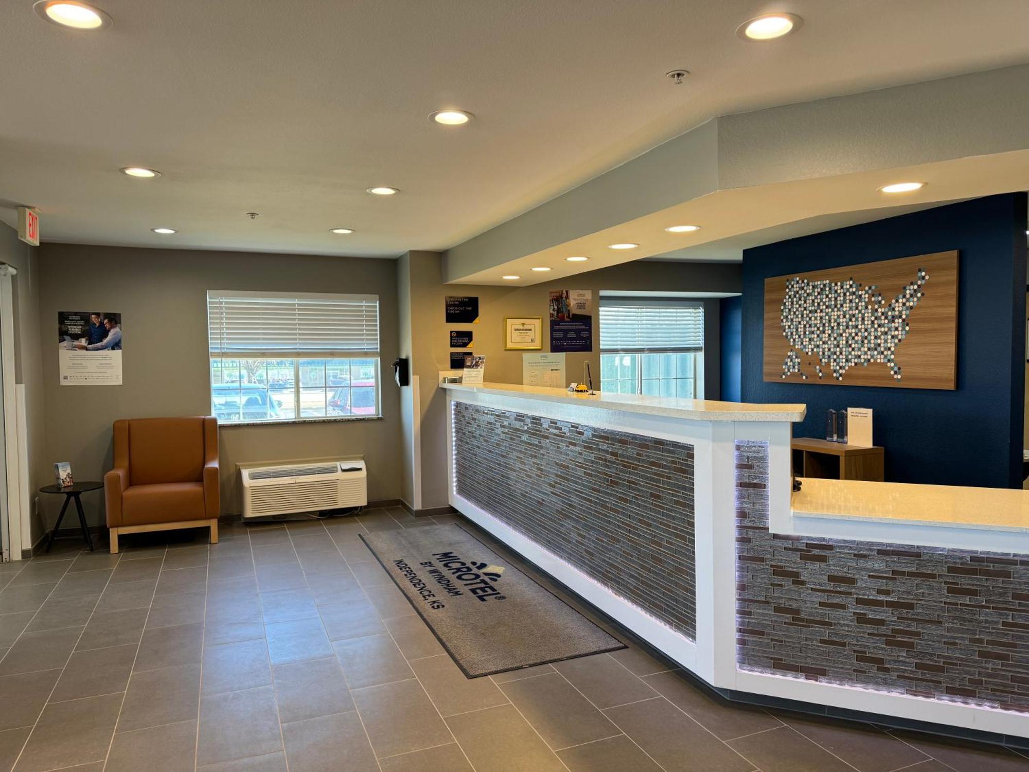 Microtel Inn And Suites Independence Eksteriør bilde